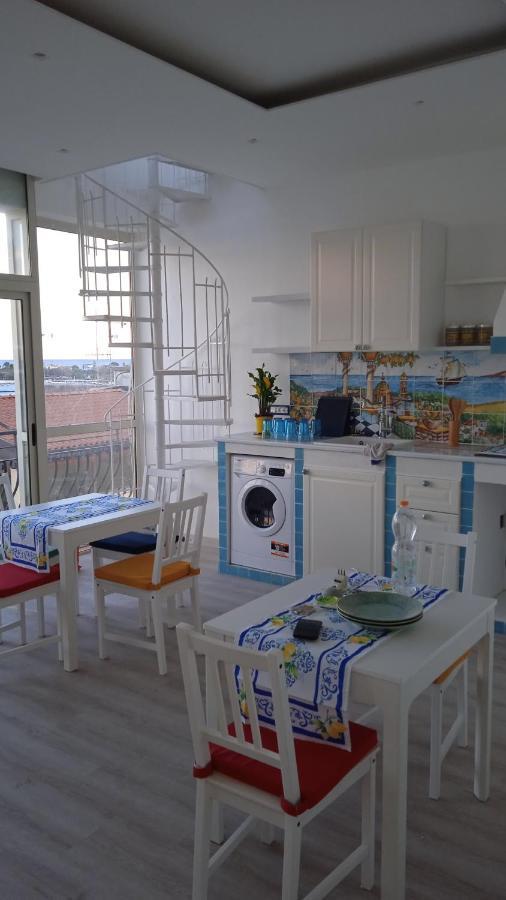 Donna Sicilia Hotel Giardini Naxos Exterior photo